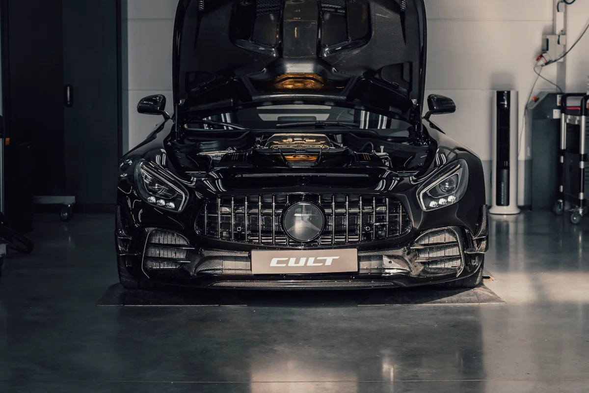CULT AMG GTR